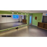 단체 댄스 연습실